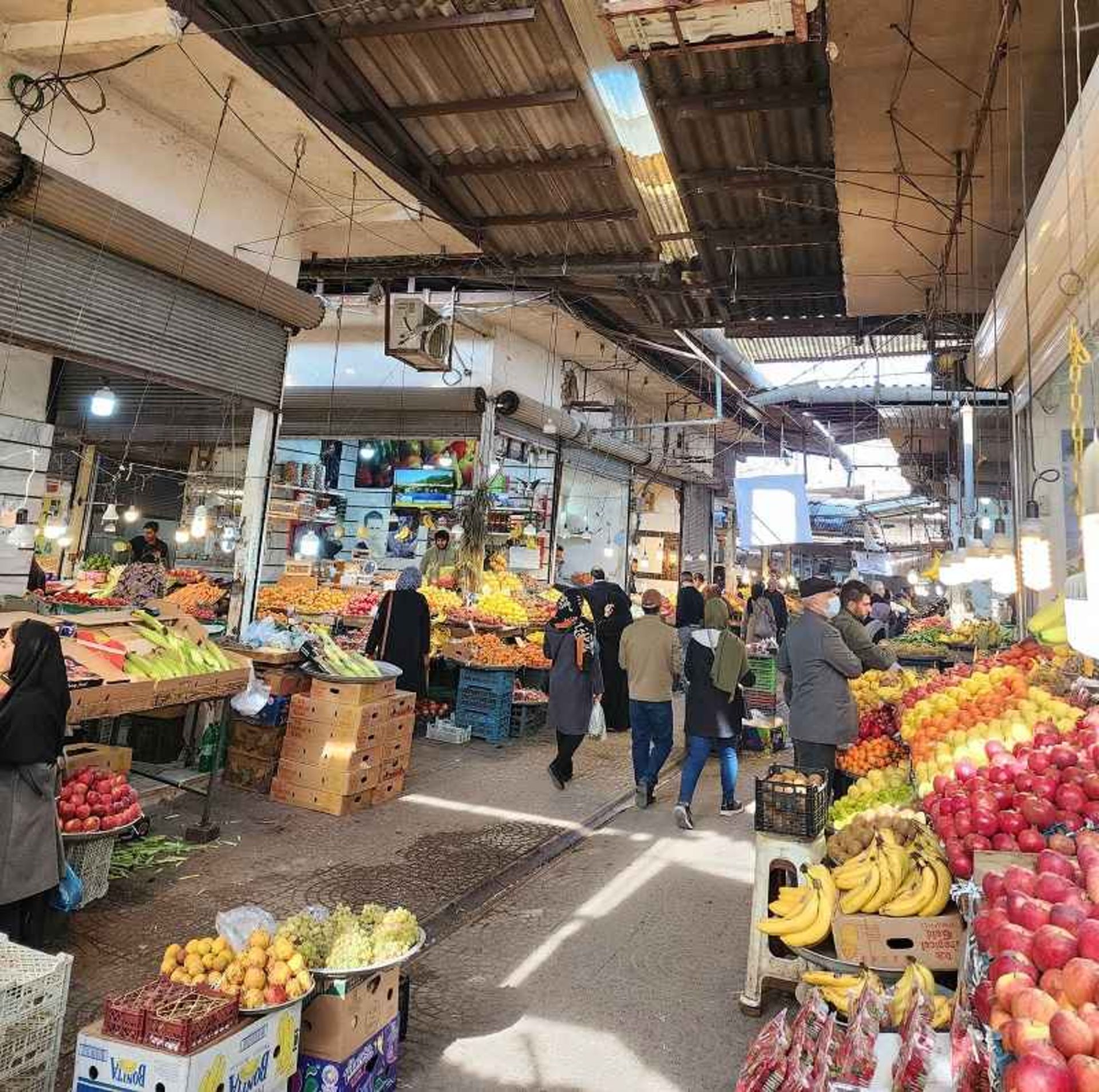 بازار نرگسیه ساری؛ منبع عکس: گوگل مپ؛ عکاس: امیر سجاد