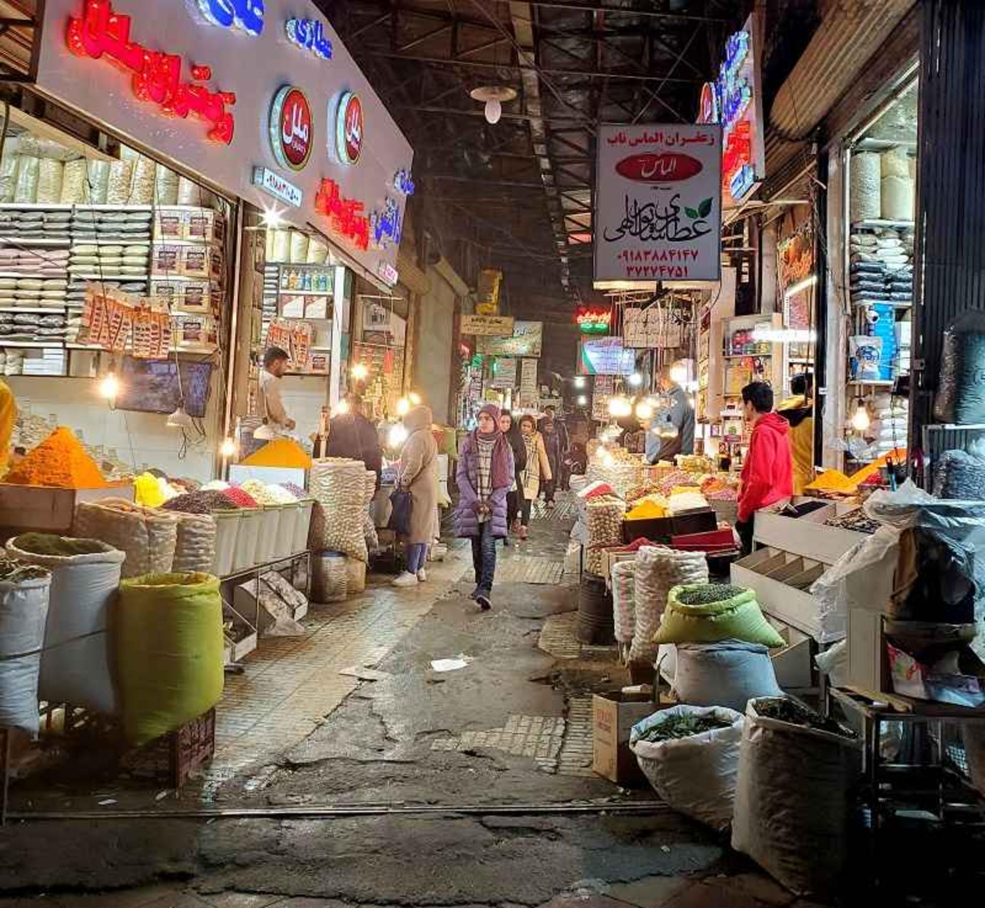 راسته های بازار سنتی کرمانشاه؛ منبع عکس: گوگل مپ؛ عکاس: مبین منشتی