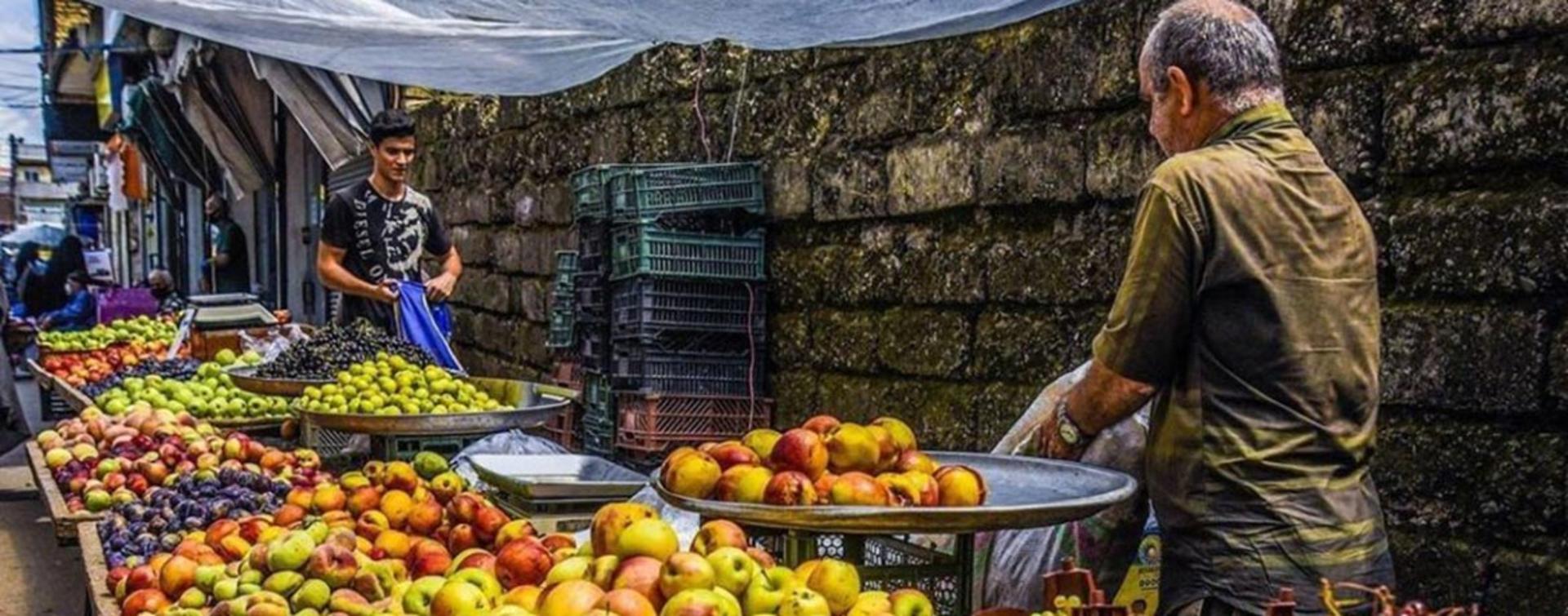 بازار هفتگی سیاهکل؛ منبع عکس: ویلا رابط؛ عکاس: نامشخص