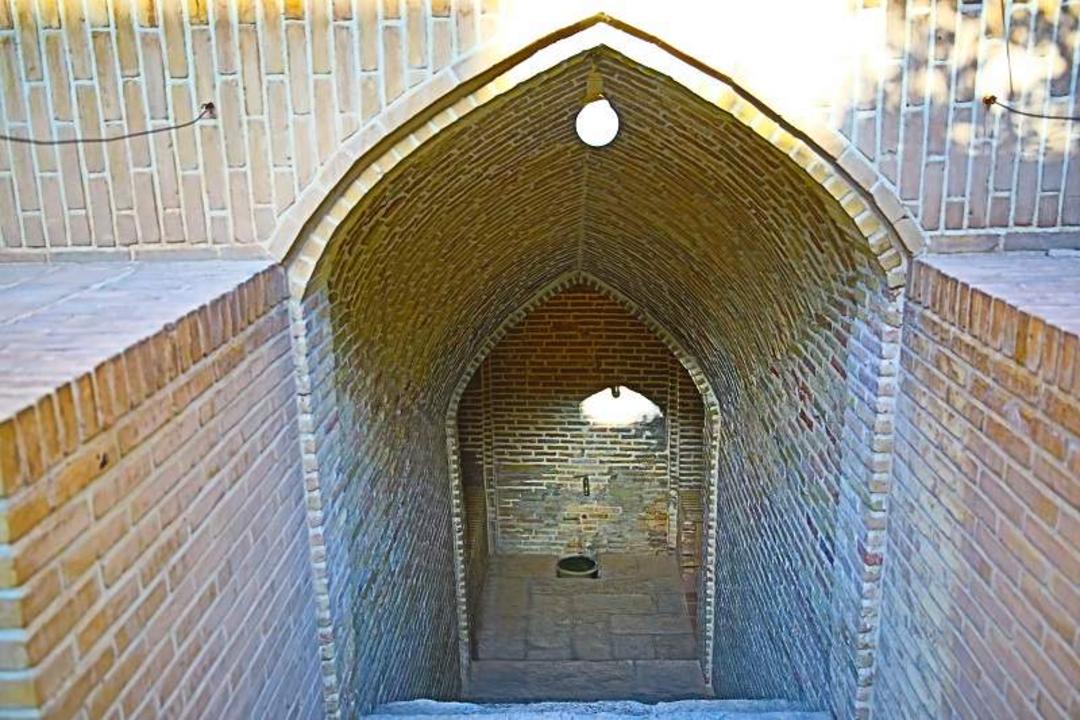 آب انبار خانه منوچهری؛ منبع عکس: گوگل مپ؛ عکاس: Barzin B