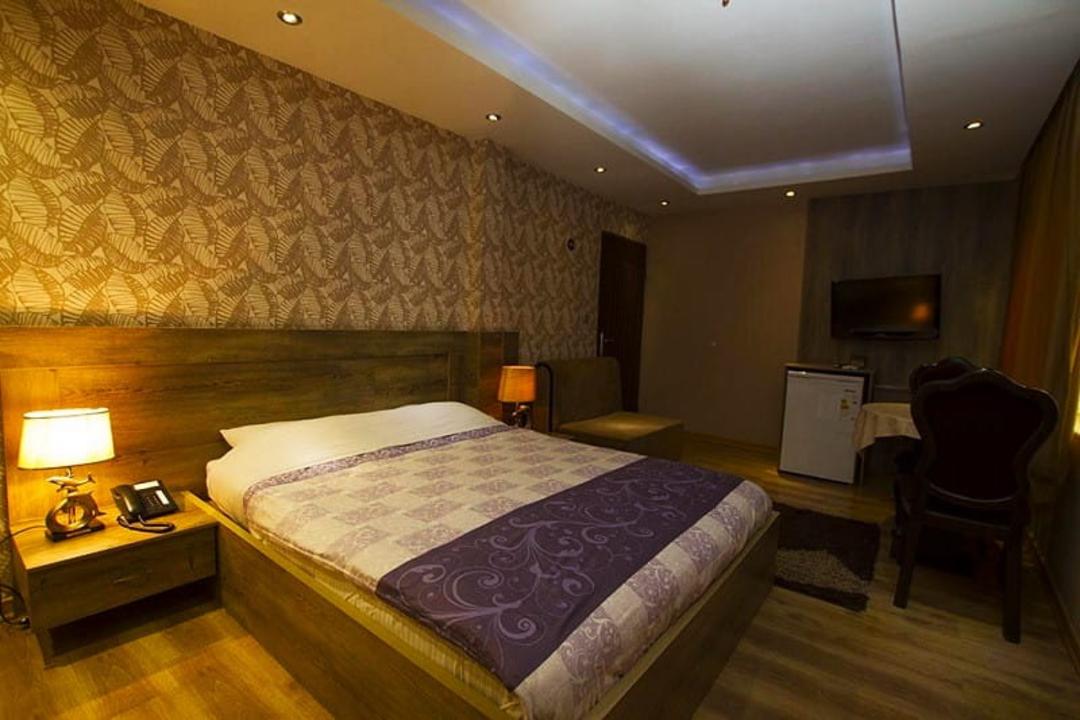 اتاق‌های هتل شبستان، منبع: shabestanhotel.com، عکاس نامشخص
