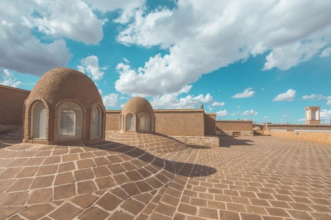 پشت بام خانه تاریخی منوچهری, منبع عکس: گوگل مپ؛ عکاس: میلاد ابوترابی
