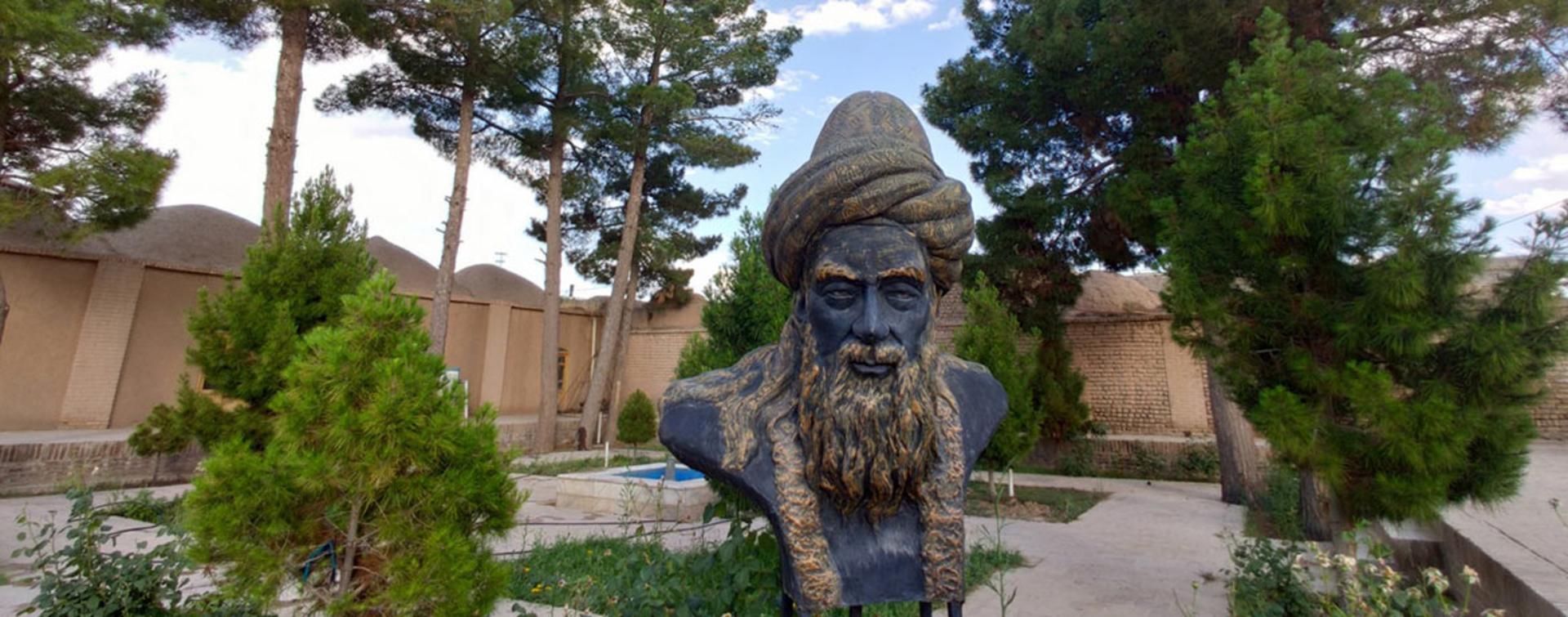 آرامگاه ابوسعید ابوالخیر مهنه؛ منبع عکس: گوگل مپ؛ عکاس: الیاس کاظمی بیدختی
