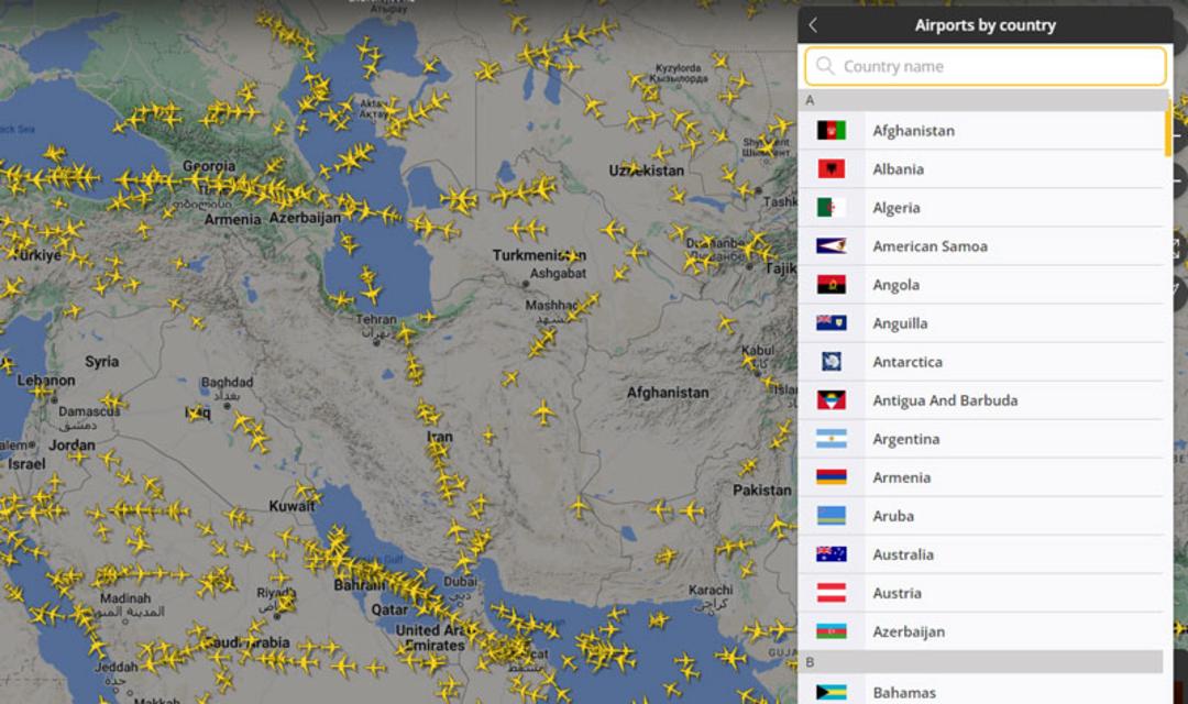 پروازها در آسمان ایران در سایت فلایت رادار