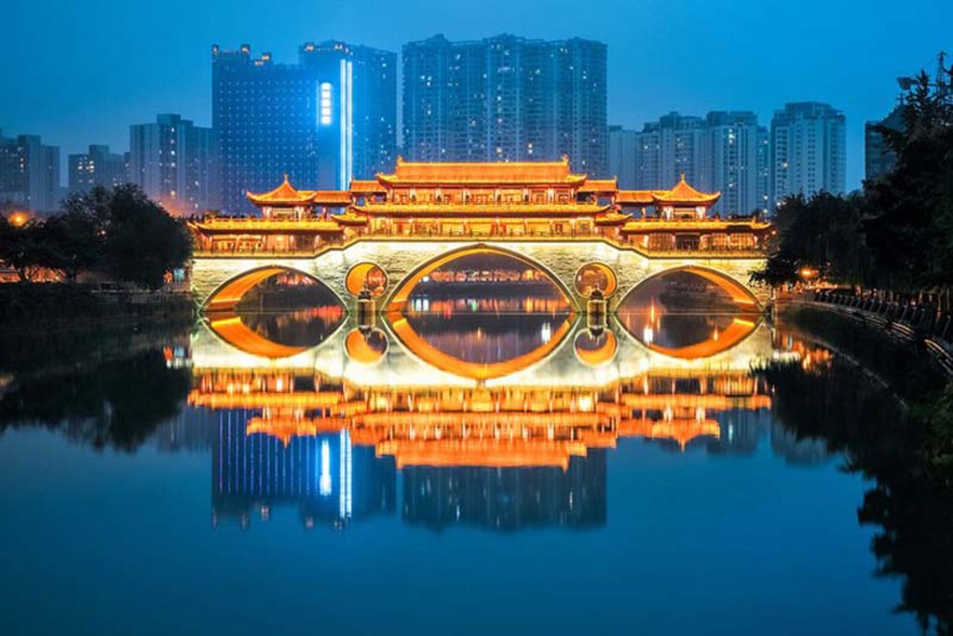 پل آنشون (Anshun) در چنگدو (Chengdu)