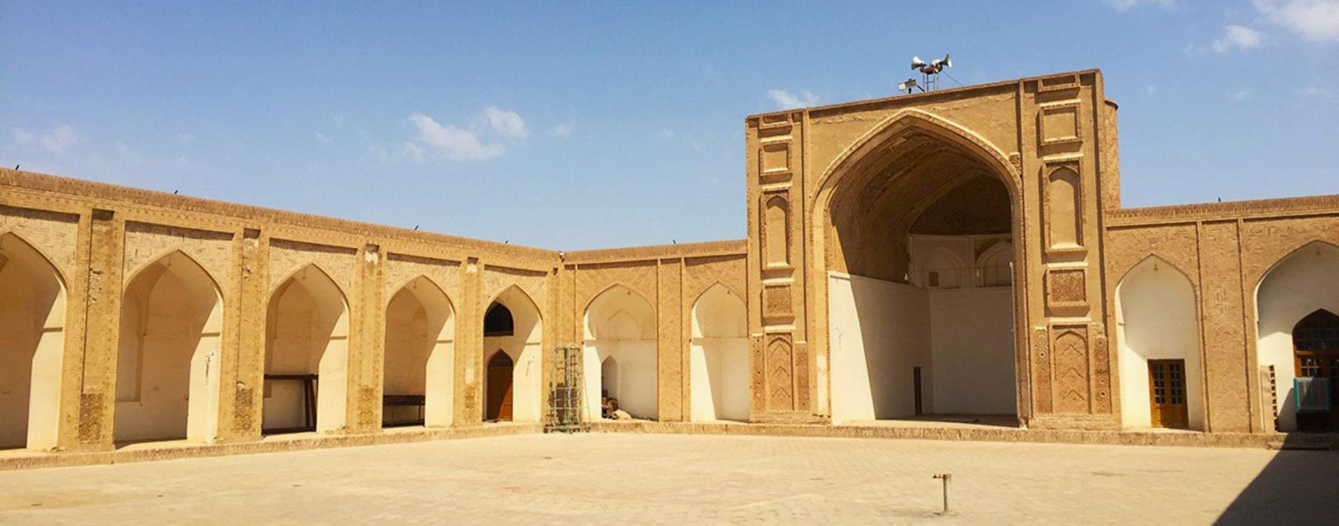 مسجد جامع گناباد؛ منبع عکس: گوگل مپ؛ عکاس: وحید عابدین زاده