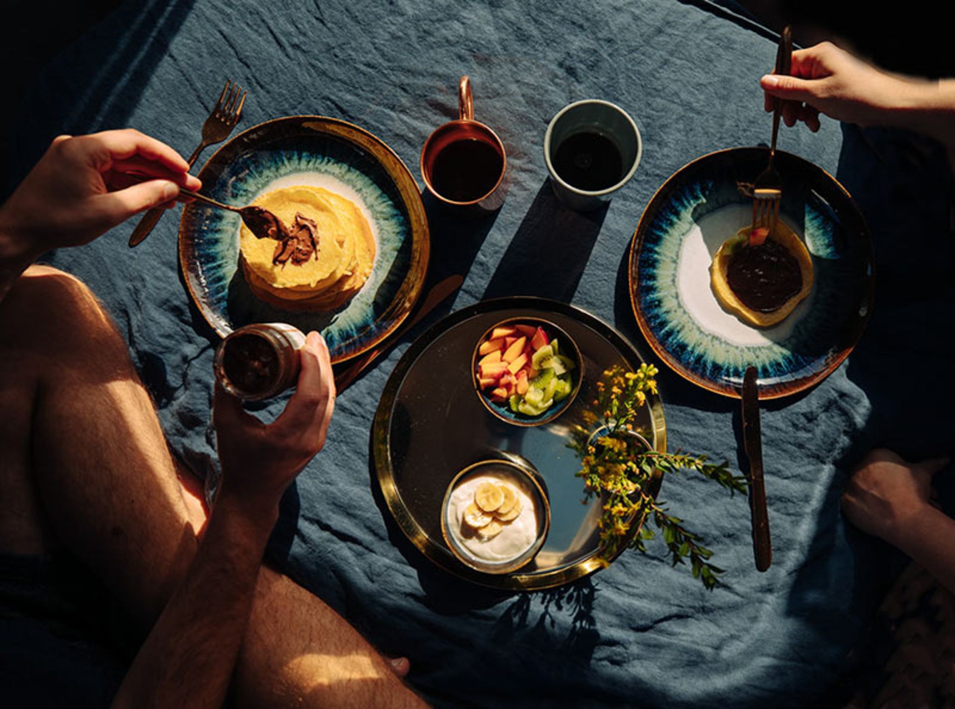 میز غذای دو نفره در جزیره کرس
