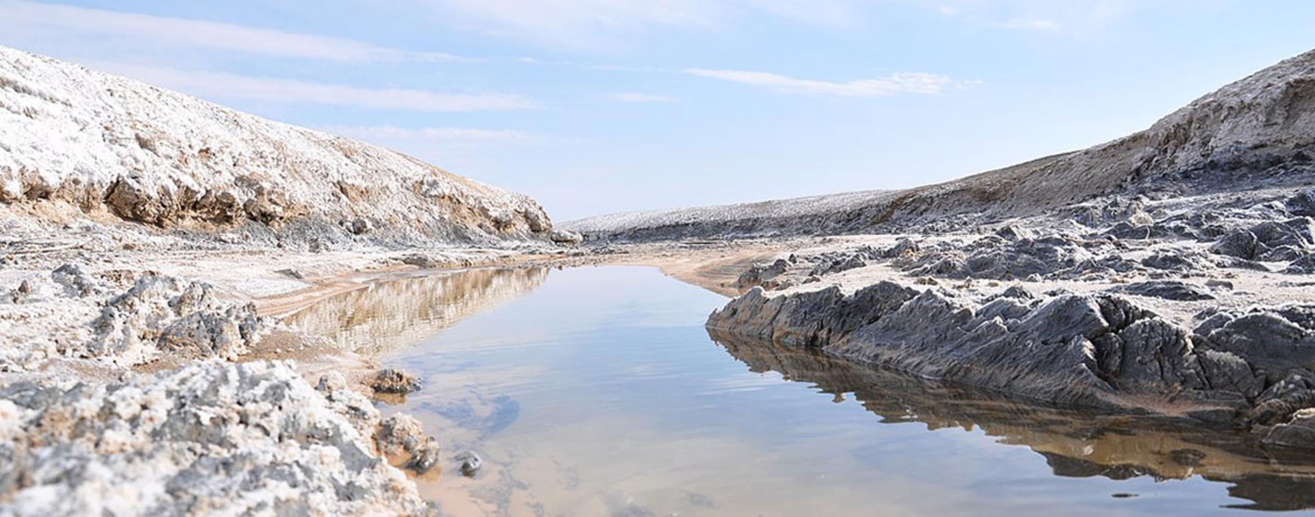 رودخانه ته کشمون روستای بیاضه؛ منبع عکس: ویکی‌مدیا؛ عکاس: jirjirakkhasteh