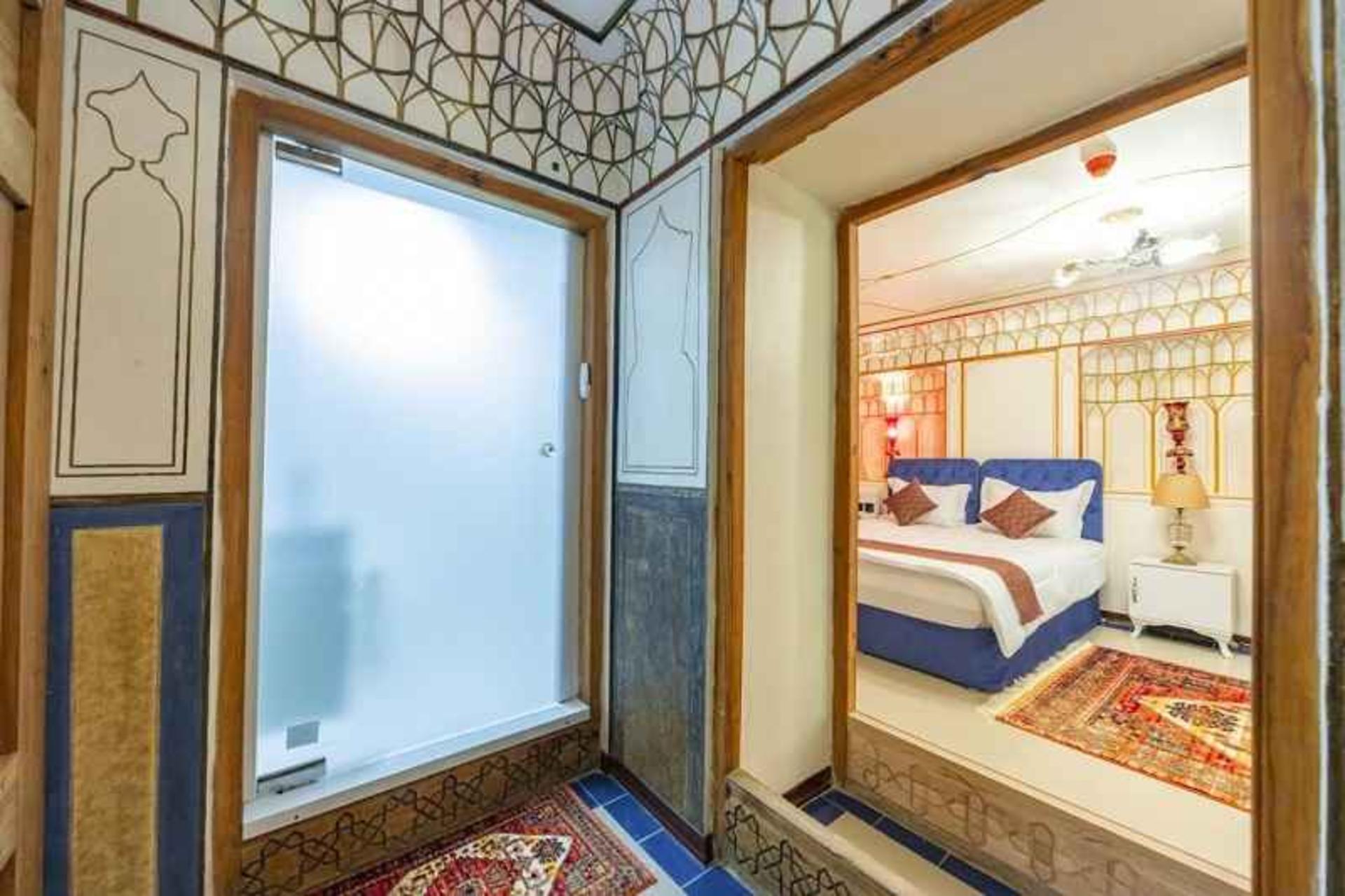 اتاق شمس و امکانات کاخ سرهنگ؛ منبع عکس: وب سایت جاباما؛ عکاس: نامشخص