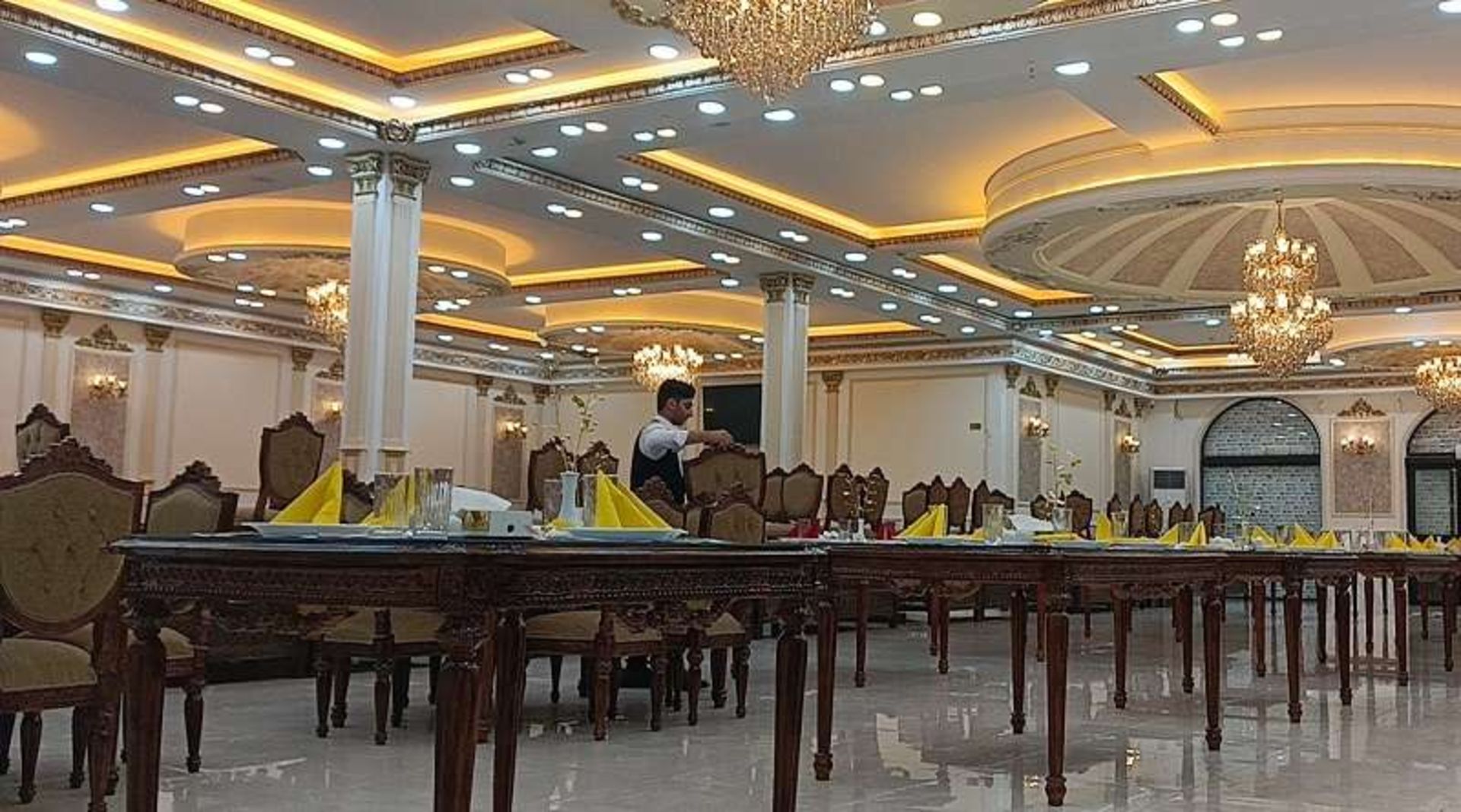 رستوران نگین چابهار؛ منبع عکس: گوگل مپ؛ عکاس: محمد امین غلامی