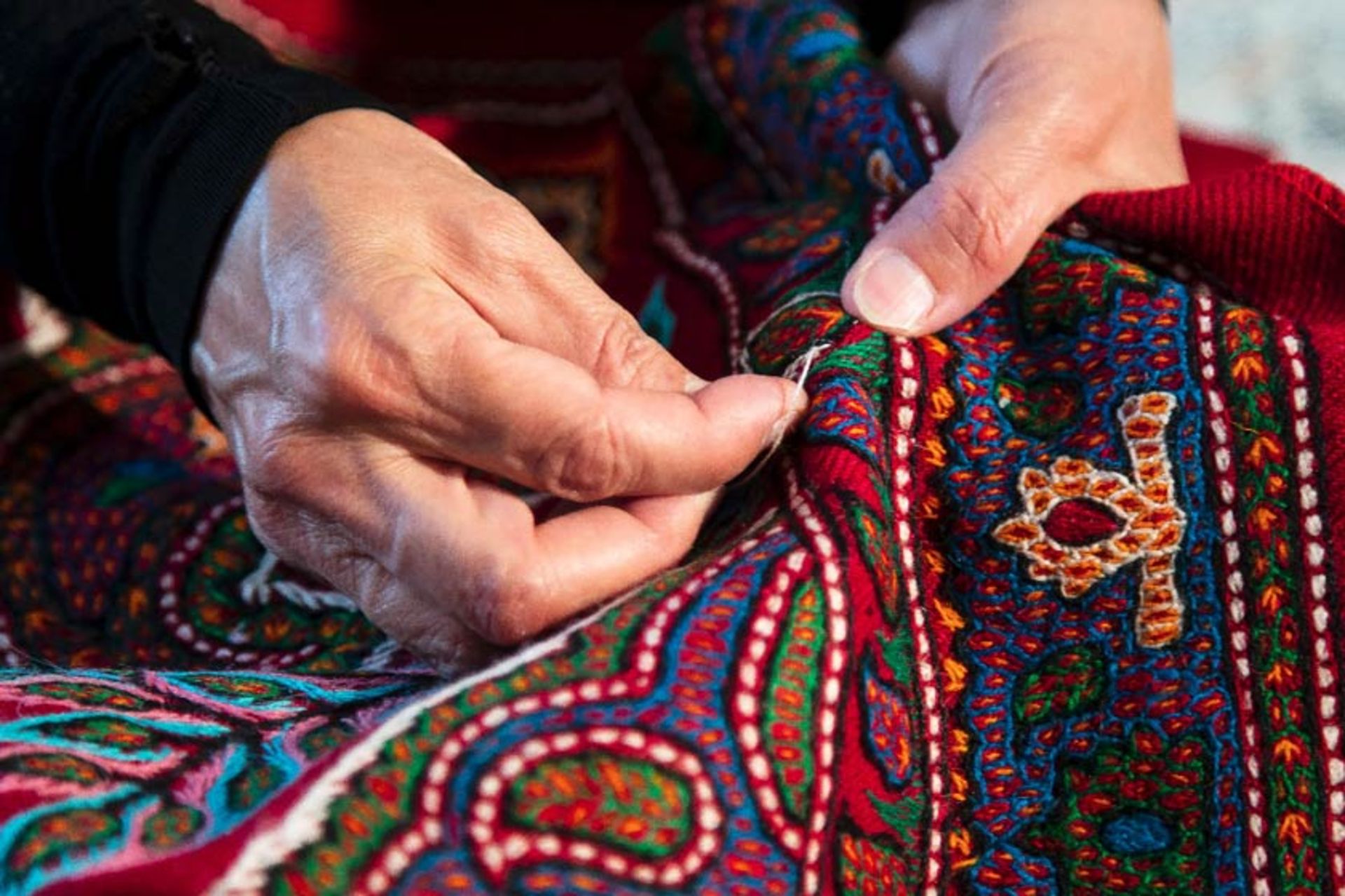 پته دوزی؛ منبع عکس: ایسنا؛ عکاس: نامشخص