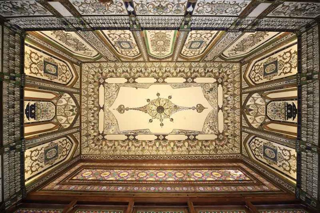 تزیینات معماری کاخ سرهنگ اصفهان؛ منبع عکس: گوگل مپ؛ عکاس: sarhang palace