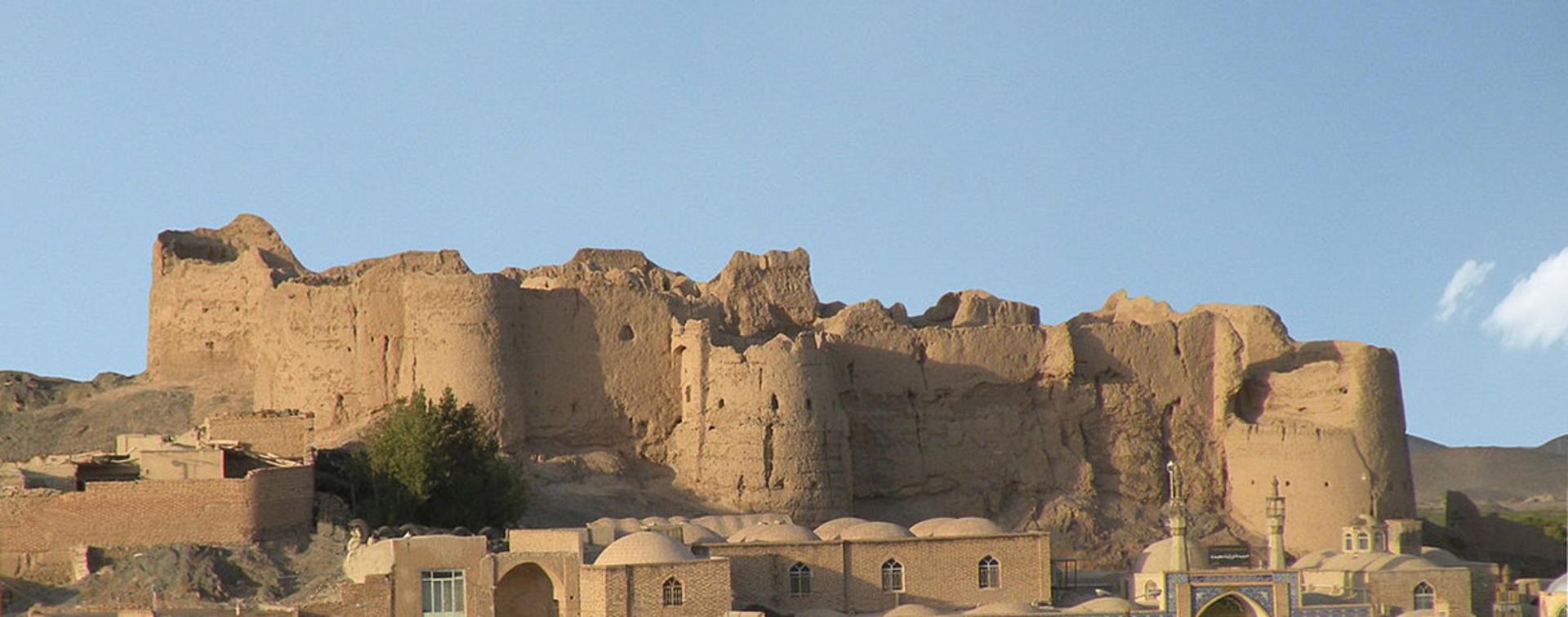قلعه محمدیه؛ منبع عکس: ویکی‌مدیا؛ عکاس: NAEINSUN