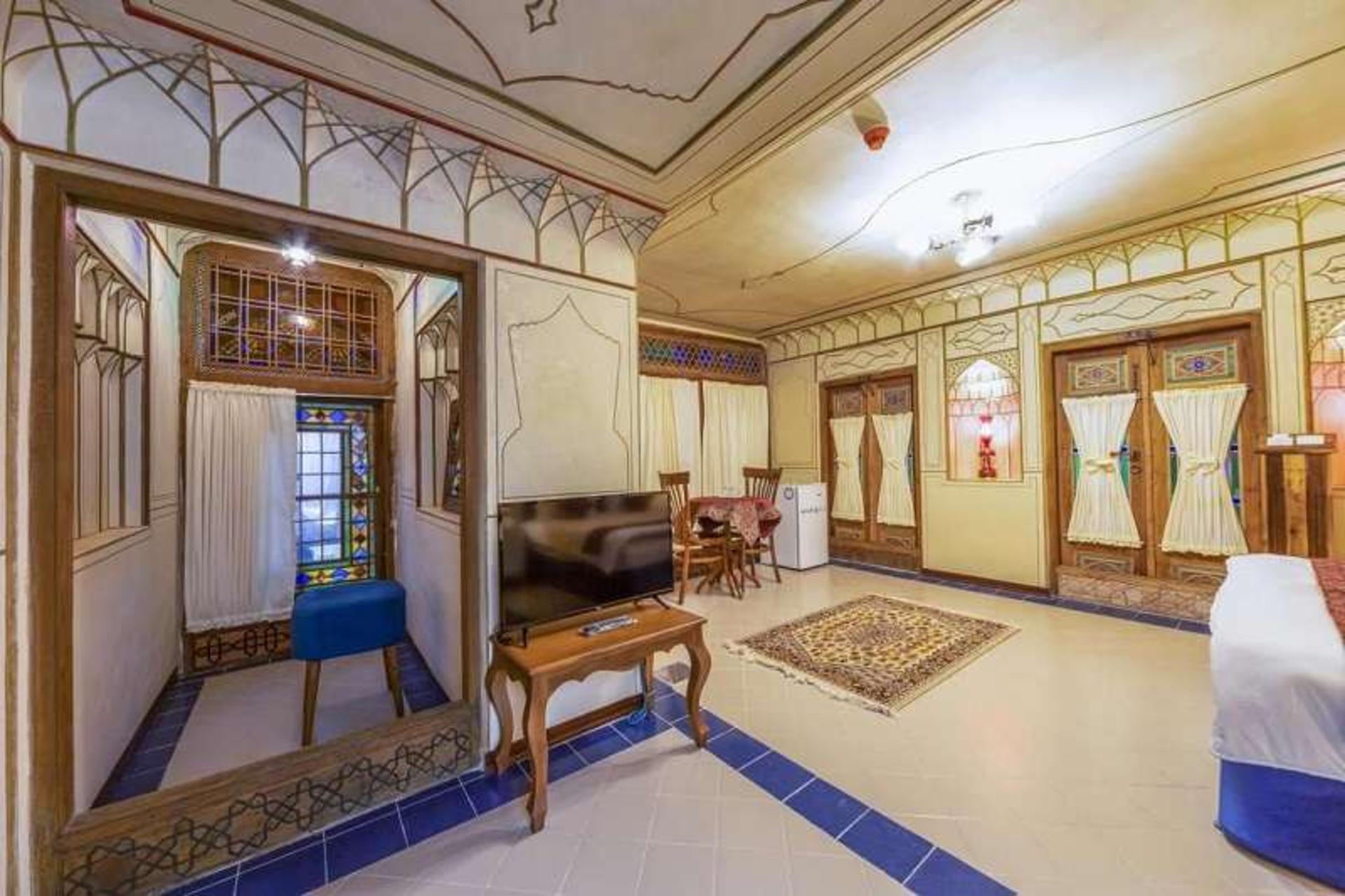 اتاق حافظ کاخ سرهنگ؛ منبع عکس: وب سایت جاباما؛ عکاس: نامشخص
