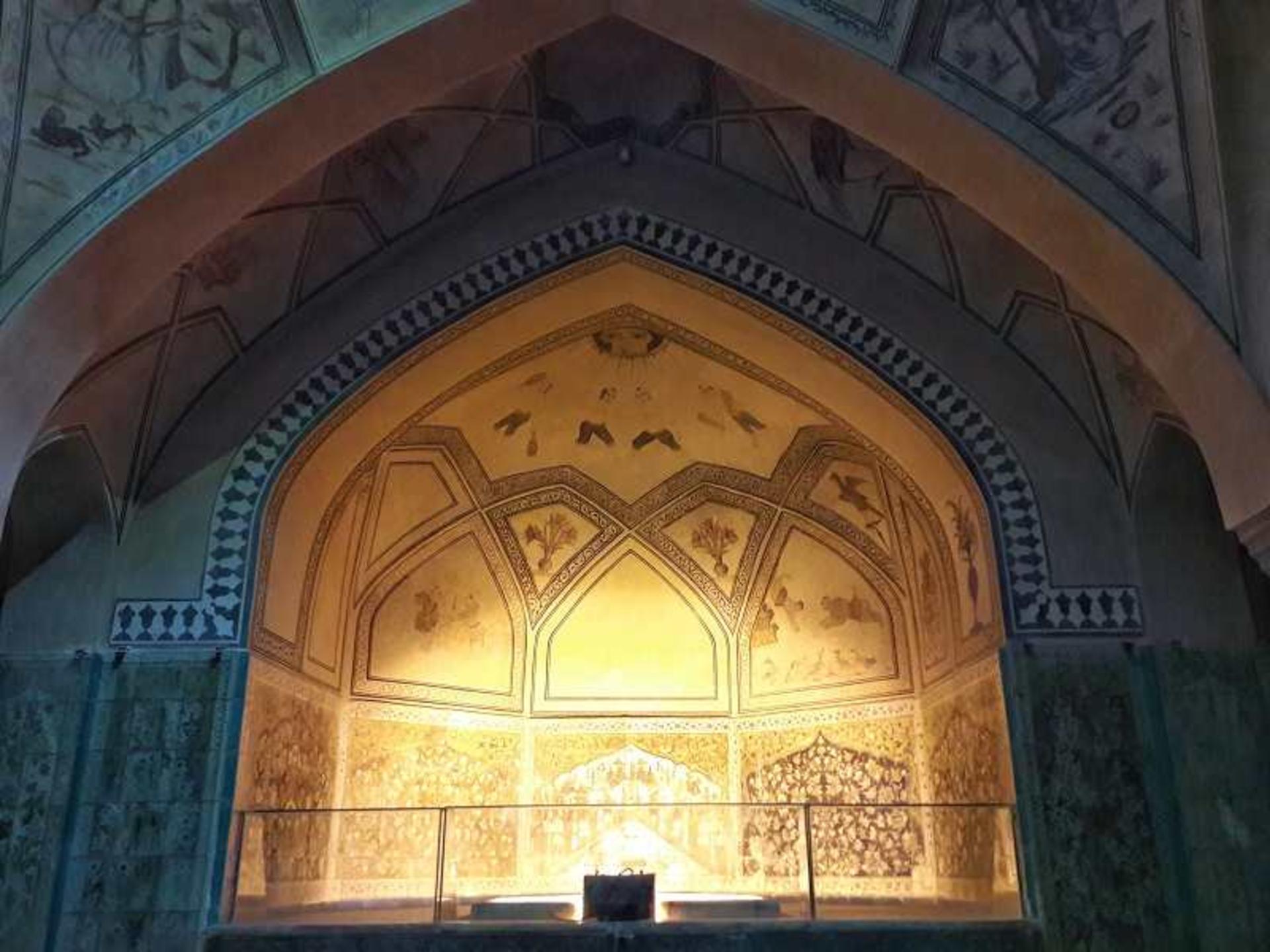 حمام علی قلی آقا؛ منبع عکس: گوگل مپ؛ عکاس: محسن سعیدی فر