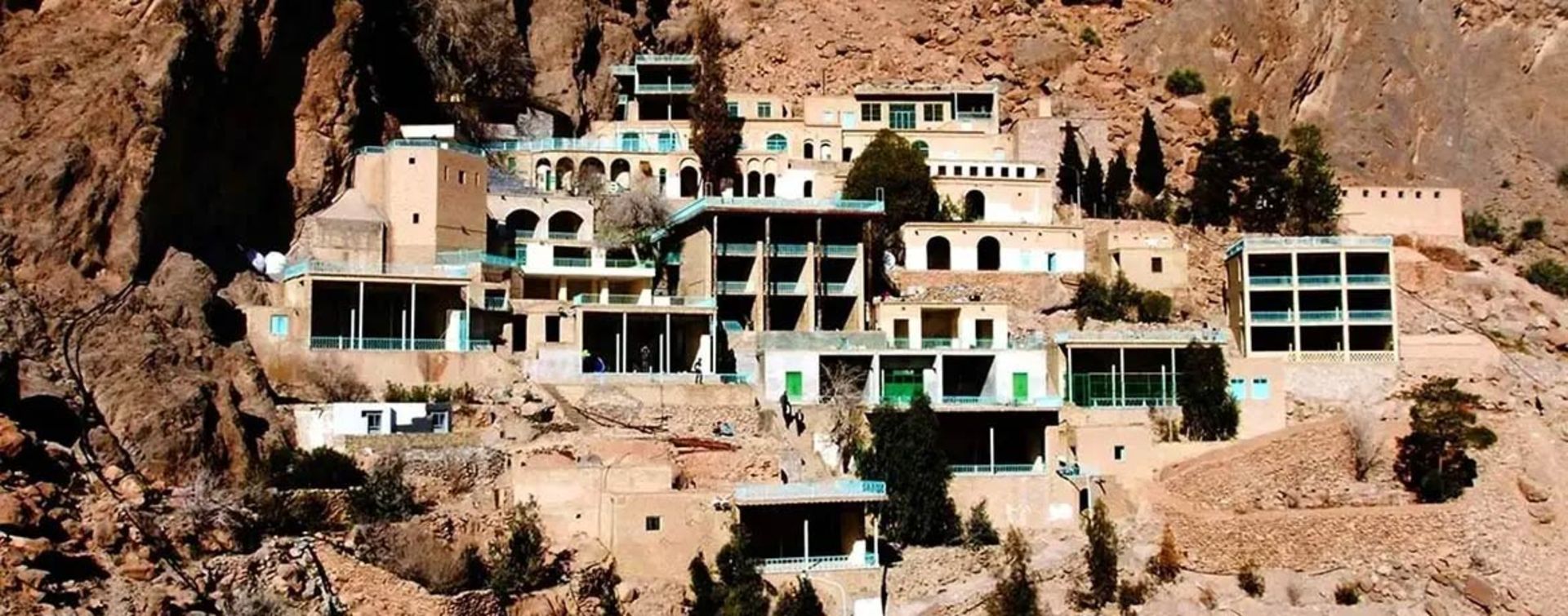 زیارتگاه چک چک؛ منبع عکس: ایلنا؛ عکاس: نامشخص