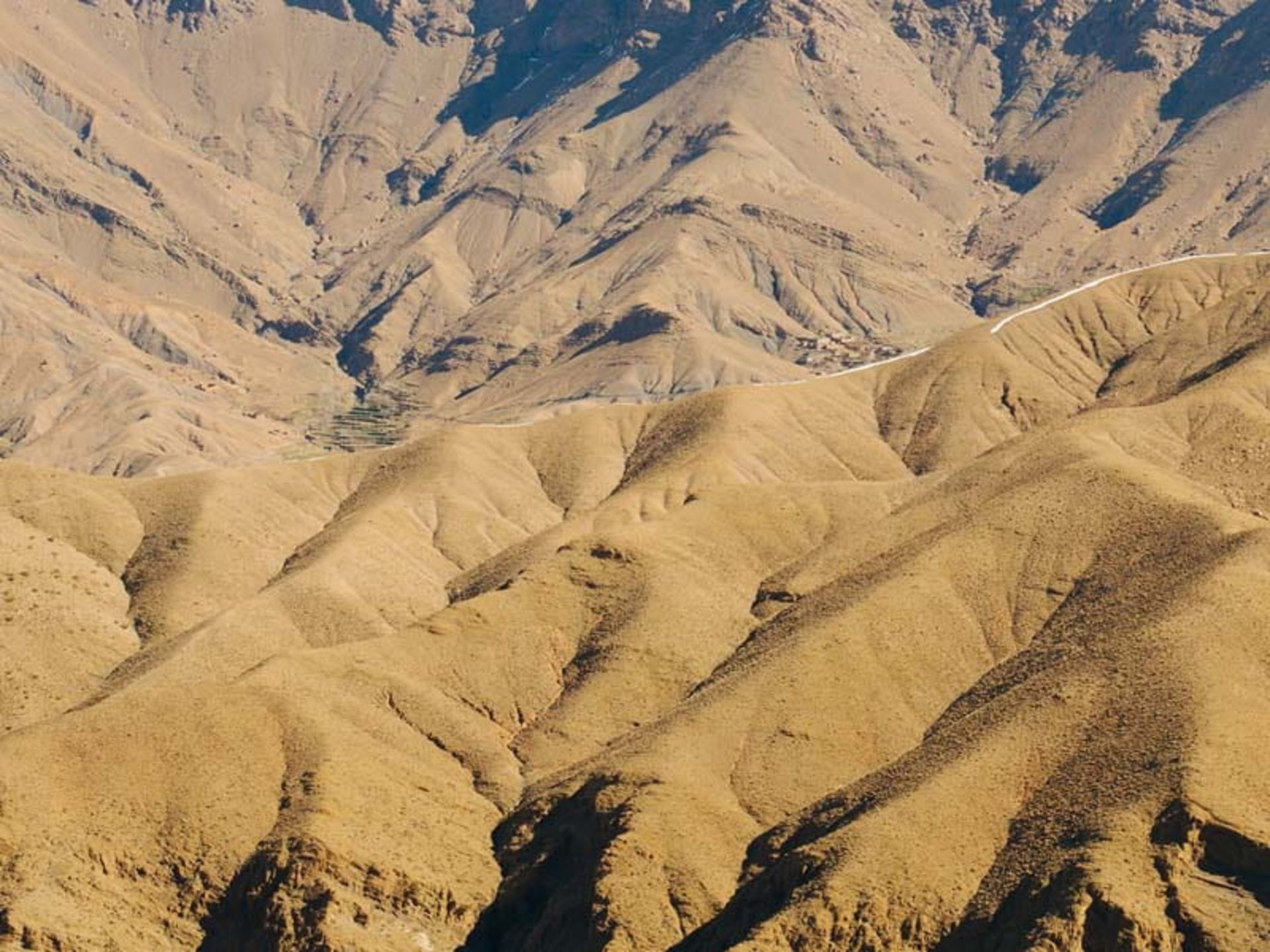 کوه ها در بیابان های مراکش