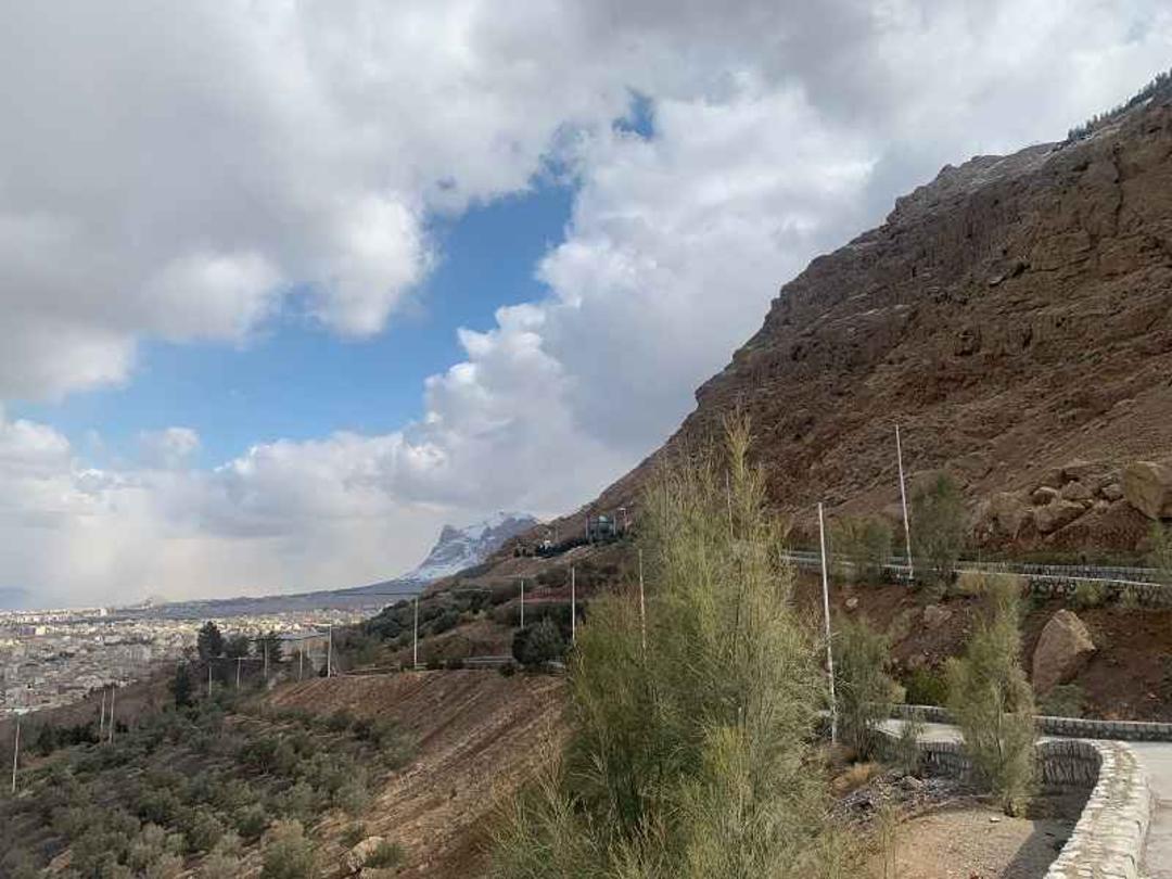 بام اصفهان در روز. منیع عکس: گوگل مپ. عکاس: احسان عباسیه