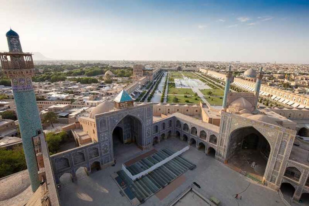 تصویر هوایی از وسعت میدان نقش جهان