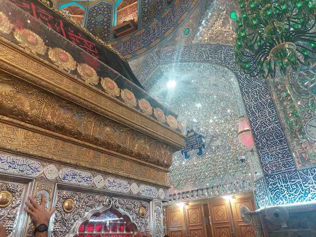 آیینه کاری های حرم امام حسین (ع)؛ منبع عکس: گوگل مپ؛ عکاس: علی قربانی