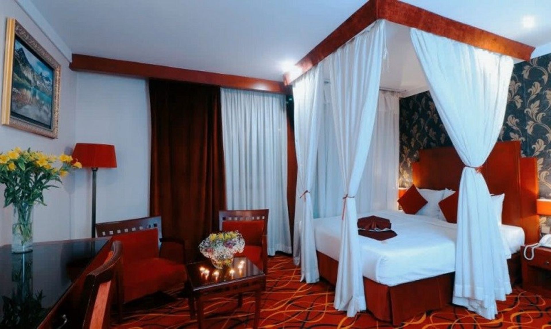 سوییت پرنسس هتل پارسیس مشهد؛ منبع عکس: وب سایت Hotelparsis.com. عکاس: نامشخص