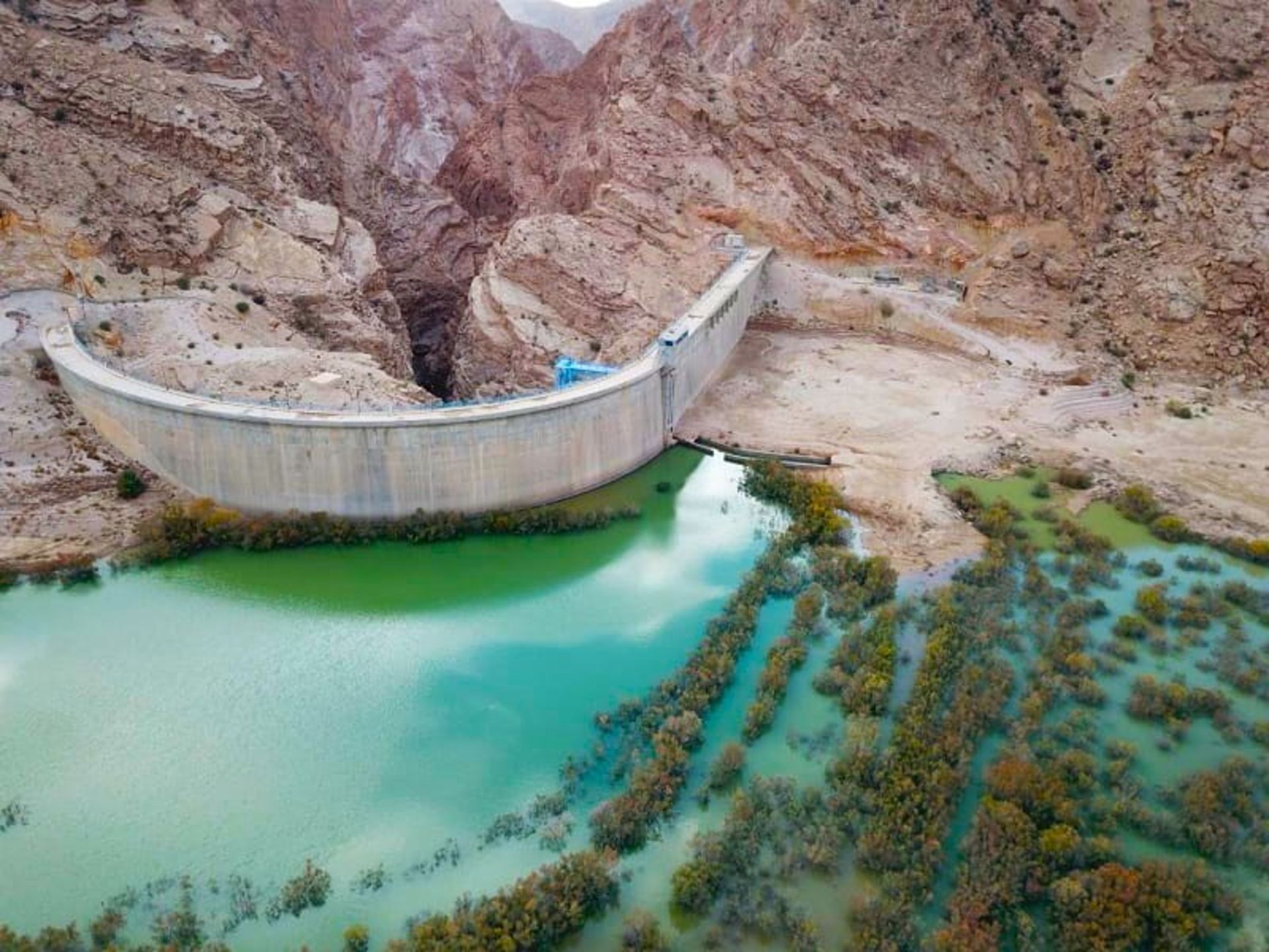 حوضچه سد قوسی کریت طبس، منبع: گوگل مپ، عکاس: Travel_Guid