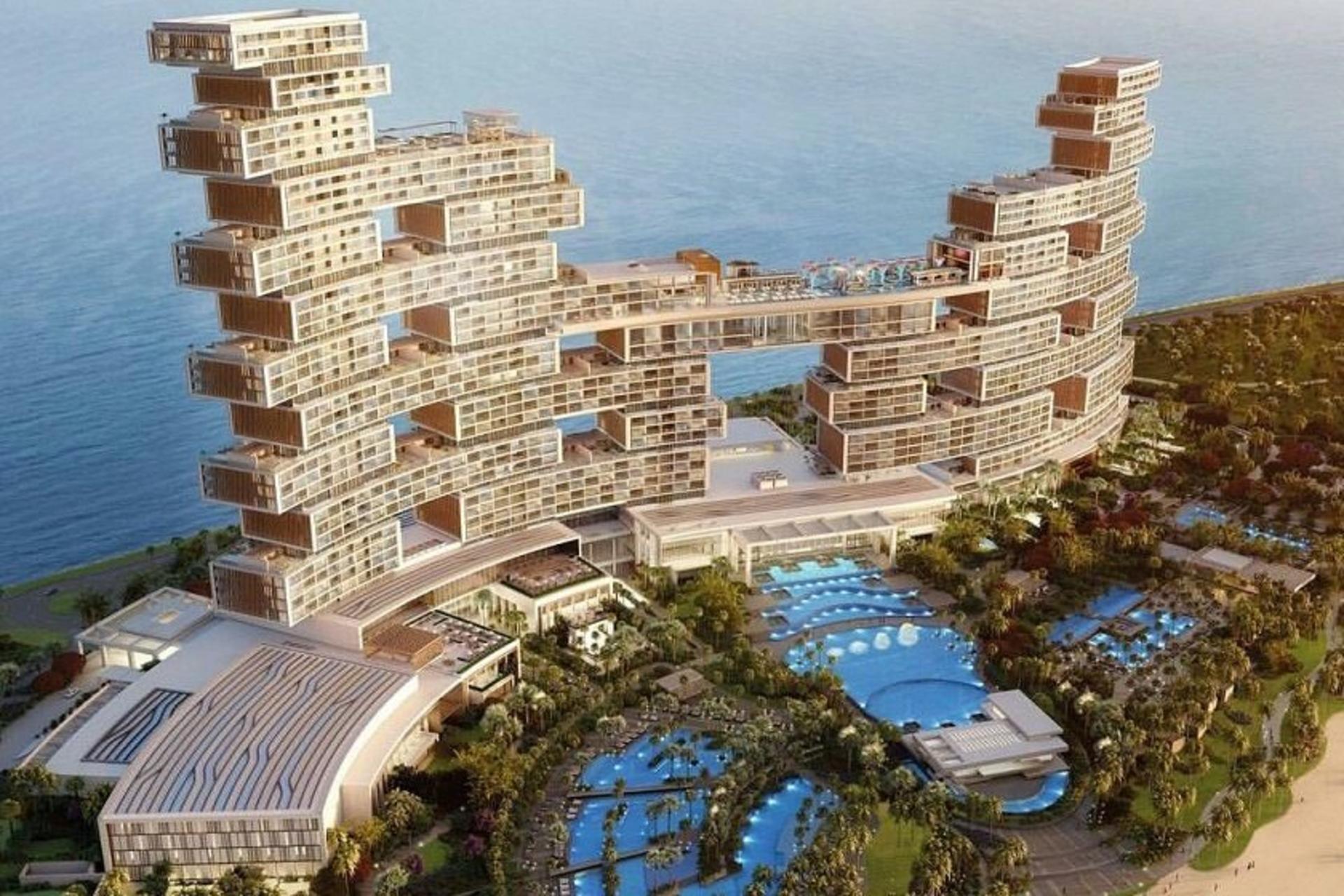 عکس هوایی از هتل آتلانتیس رویال و آب های اطراف دبی؛ منبع عکس: وب سایت Atlantis.com. عکاس: نامشخص