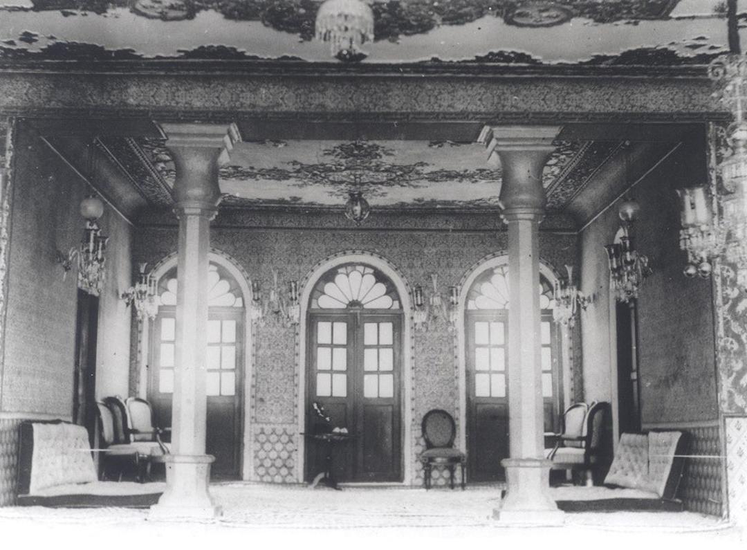 حوض‌خانه عمارت شهرستانک در دوره قاجار در عکس آلبوم خانه کاخ گلستان؛ منبع عکس: آلبوم خانه کاخ گلستان. عکاس: نامشخص