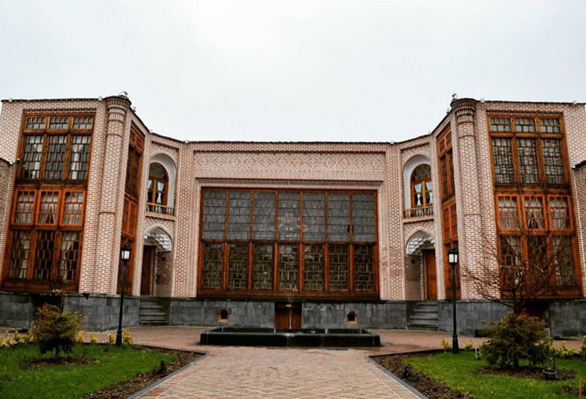 حیاط خانه تاریخی صادقی؛ منبع عکس: گوگل مپ؛ عکاس: حسین محمدی