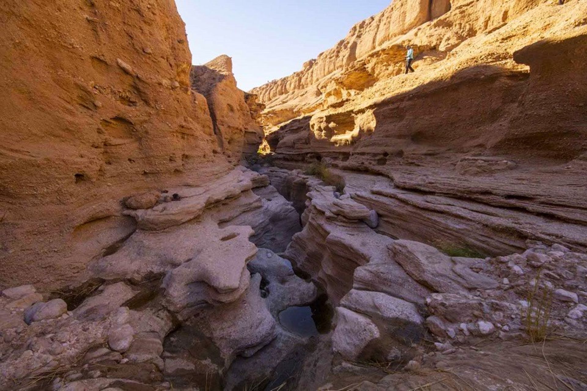 دره کال جنی، منبع: irandoostan، عکاس: نامشخص