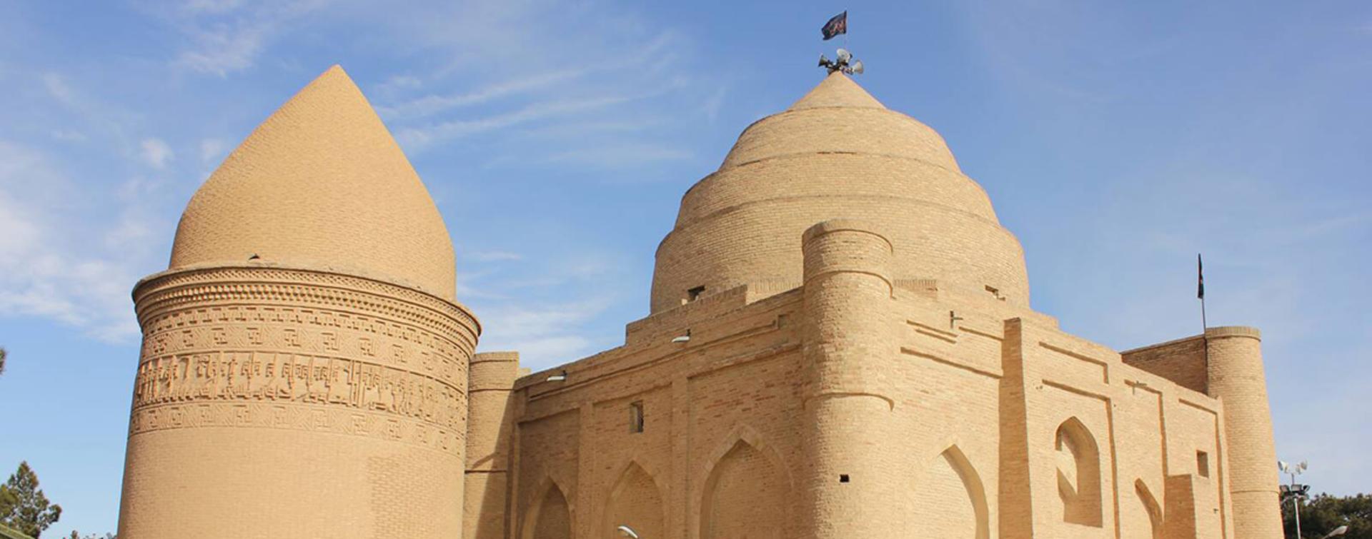 برج چهل دختر؛ منبع عکس: گوگل مپ؛ عکاس: Damghan1