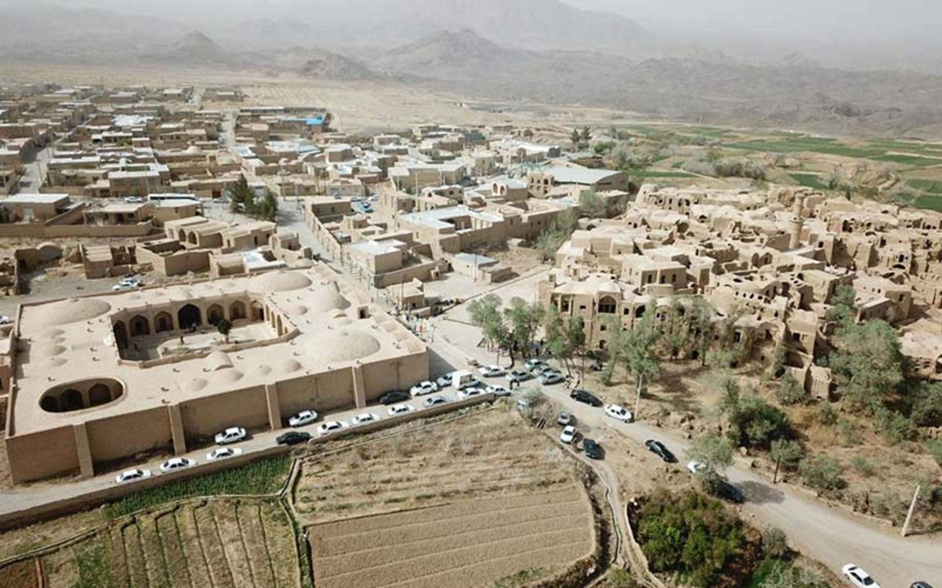 عکس هوایی از بافت تاریخی روستای خرانق، منبع عکس: گوگل مپ، عکاس: Travel Guid