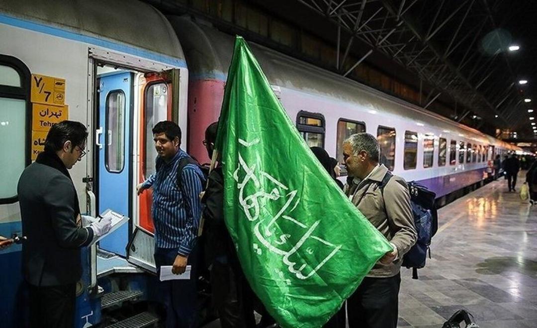مسافران قطار کربلا