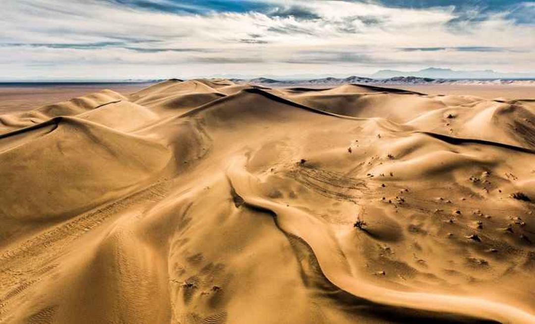 تصویر هوایی از وسعت کویر مرنجاب