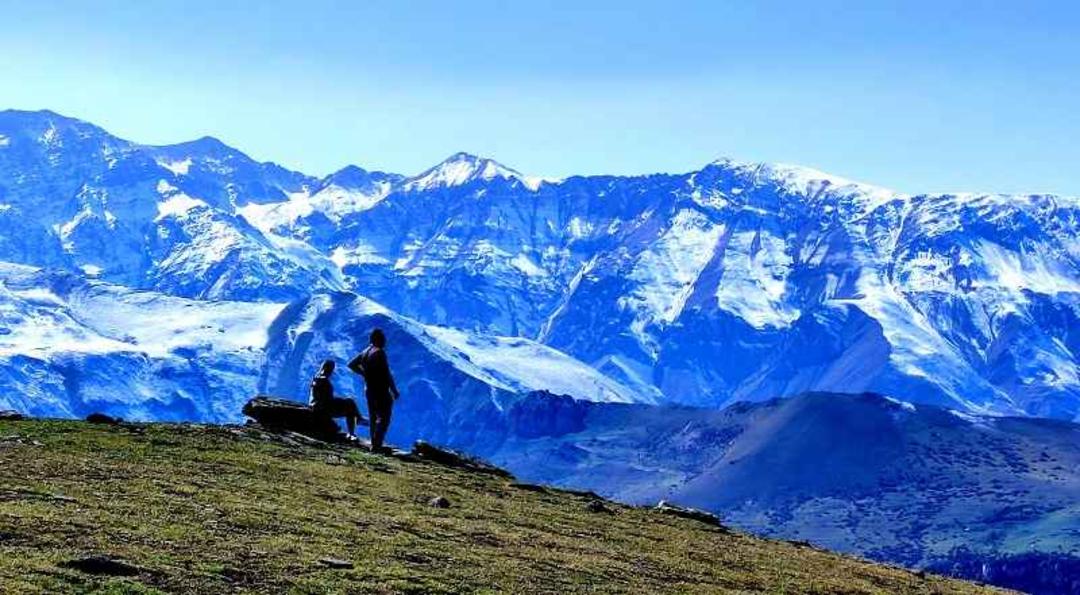 گردشگران در جاده مازیچال. منبع عکس: گوگل مپ. عکاس: آراد رمضانی