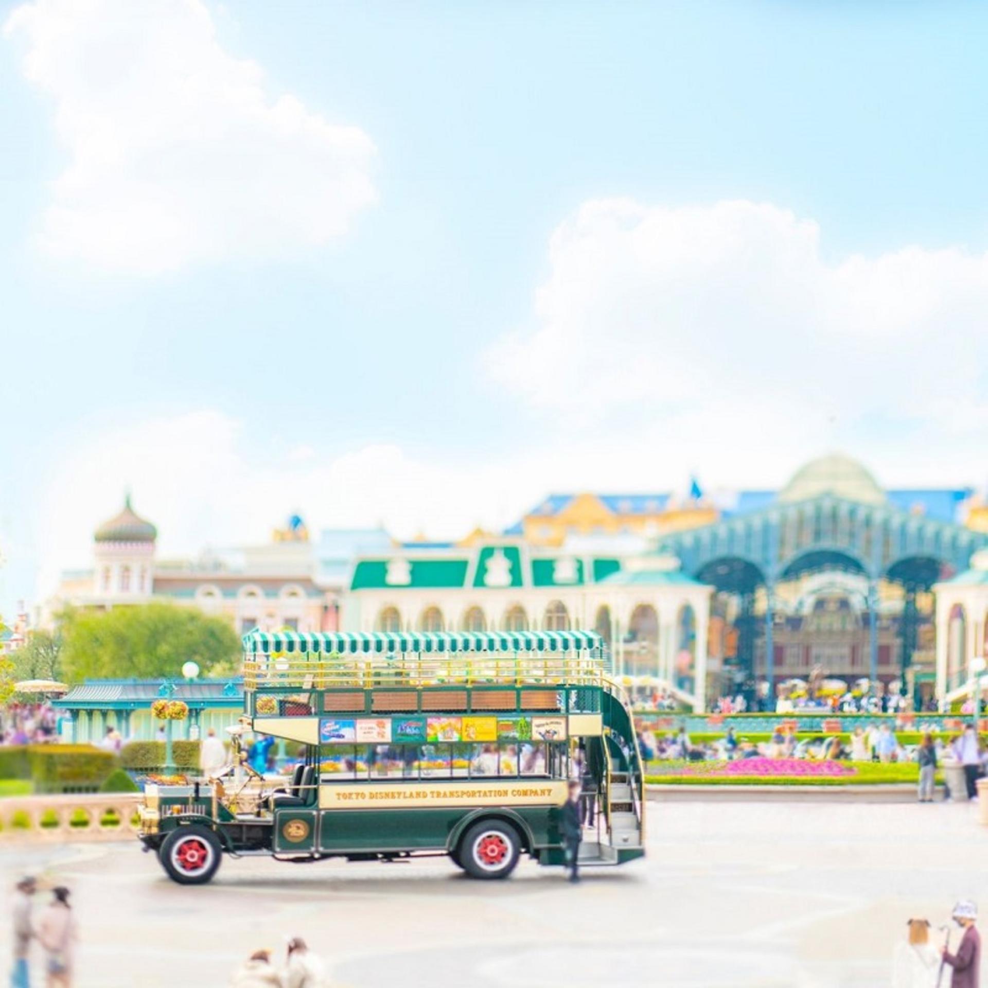اتوبوس دیزنی لند توکیو؛ منبع عکس: اینستاگرام Tokyodisneyresort_official. عکاس: نامشخص
