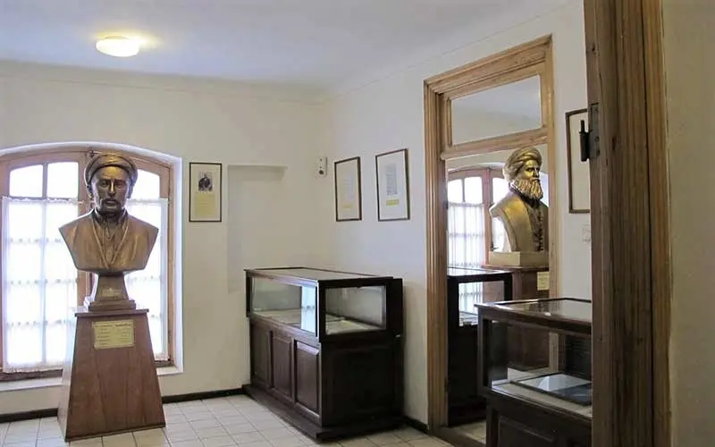 مجسمه مردان در موزه مشروطه تبریز، منبع عکس: chtn.ir، عکاس: نامشخص