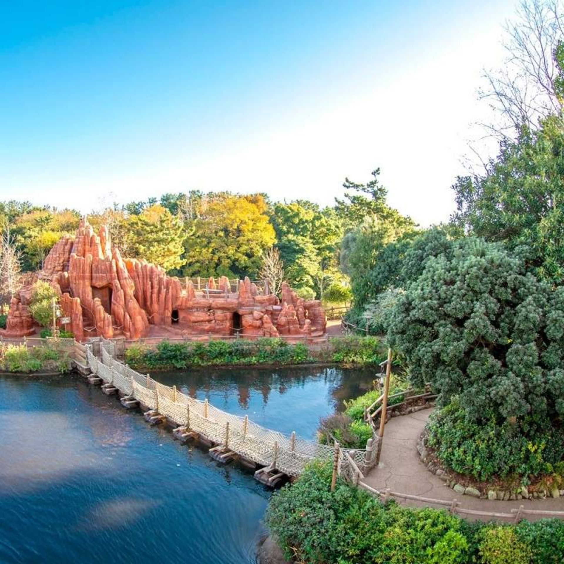 ادونچر لند دیزنی لند توکیو؛ منبع عکس: اینستاگرام Tokyodisneyresort_official. عکاس: نامشخص