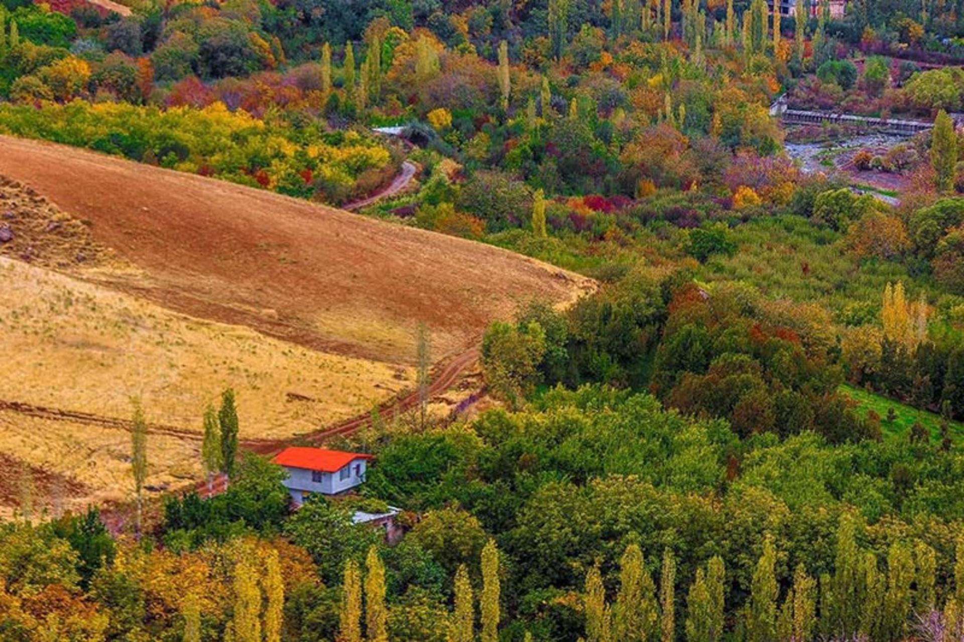 طبیعت زیبای روستای بند ارومیه؛ منبع عکس: گوگل مپ؛ عکاس: علی امام قلی زاده