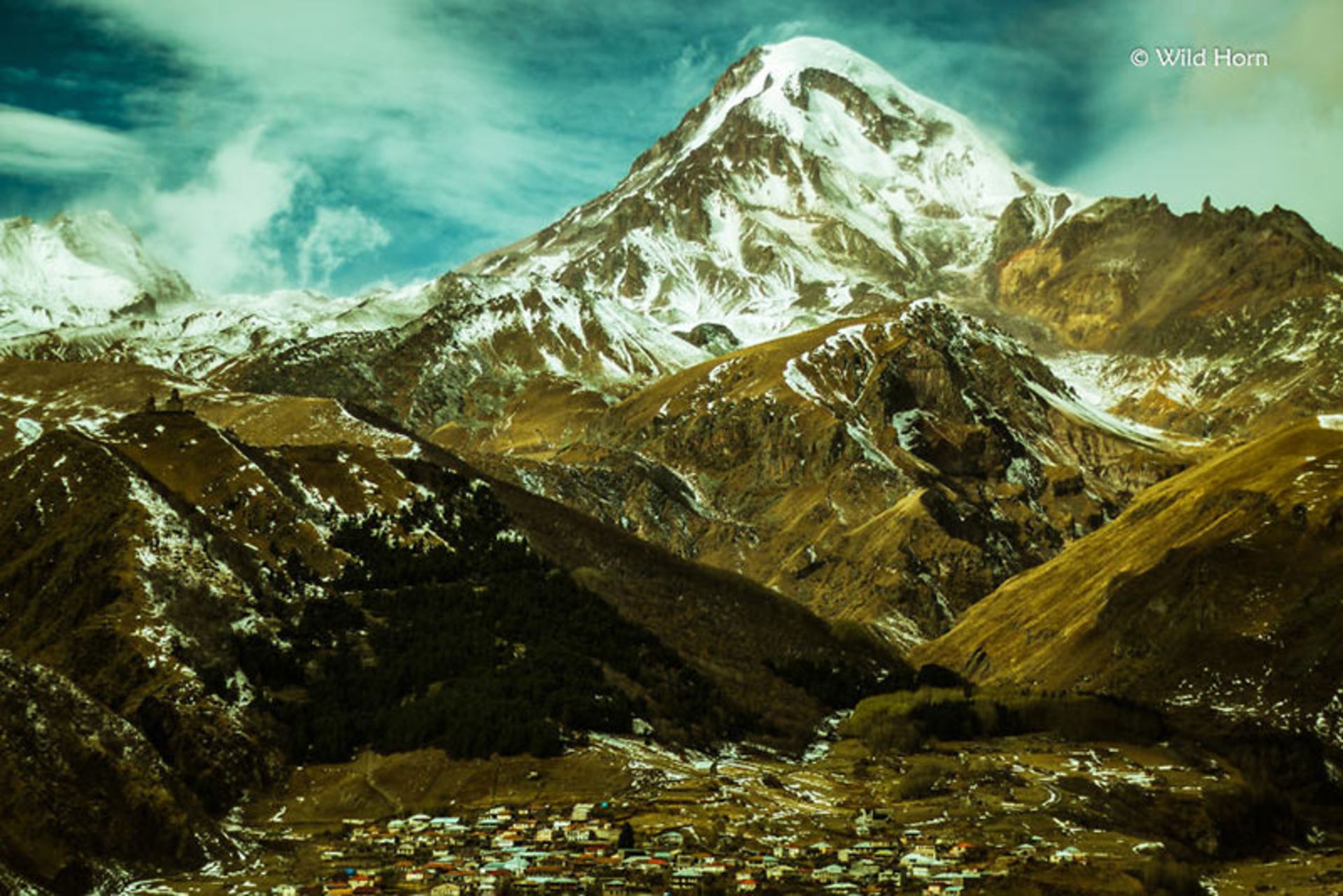 یخچال طبیعی کازبکی (Kazbegi Glacier) در گرجستان
