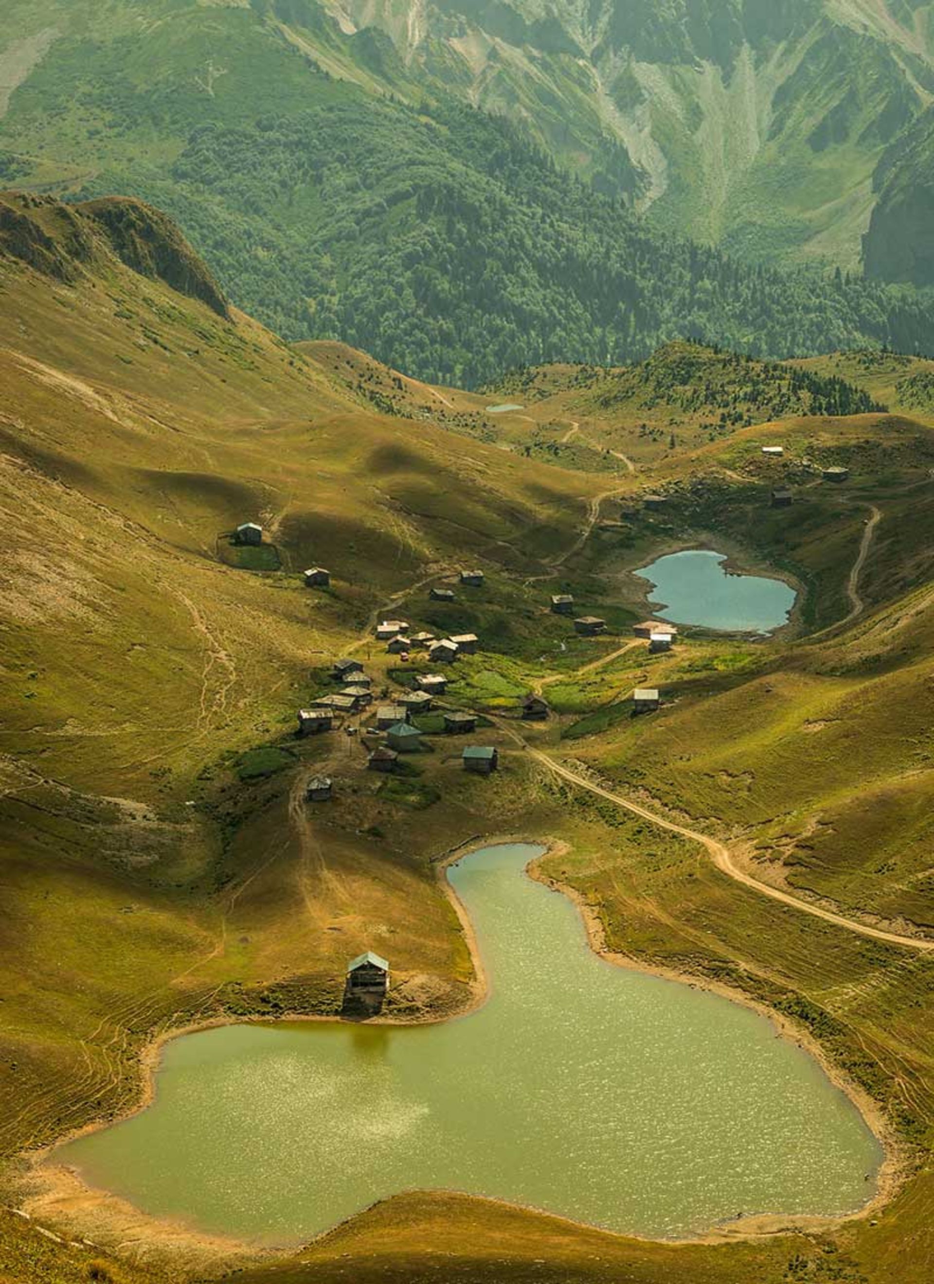 دریاچه های سه گانه شومتا (Shuamta triple lakes)در گرجستان