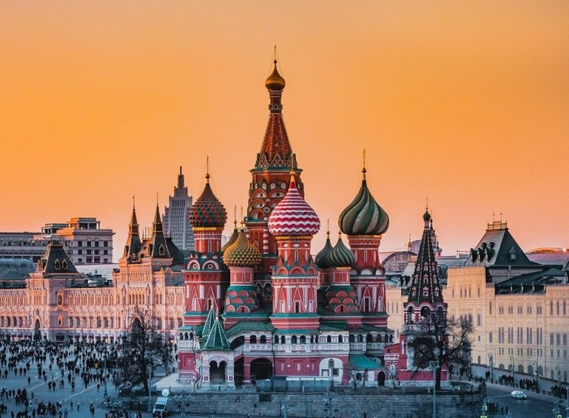 کلیسای جامع سنت باسیل مسکو روسیه؛ منبع عکس وب سایت Worldfamousthings.com. عکاس نامشخص