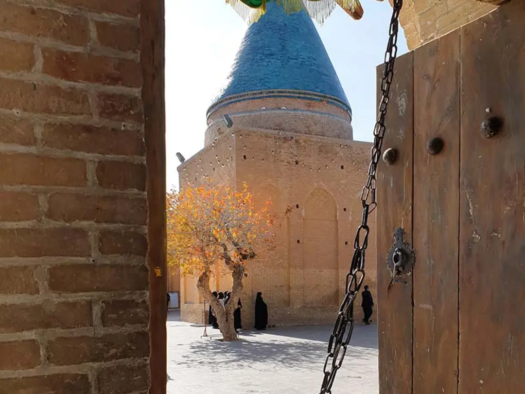 مقبره بایزید بسطامی، منبع عکس: گوگل مپ، عکاس: Ario Barzan
