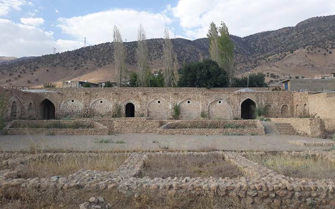 کاروانسرای سنگی دهدز، منبع عکس: گوگل مپ، عکاس: 