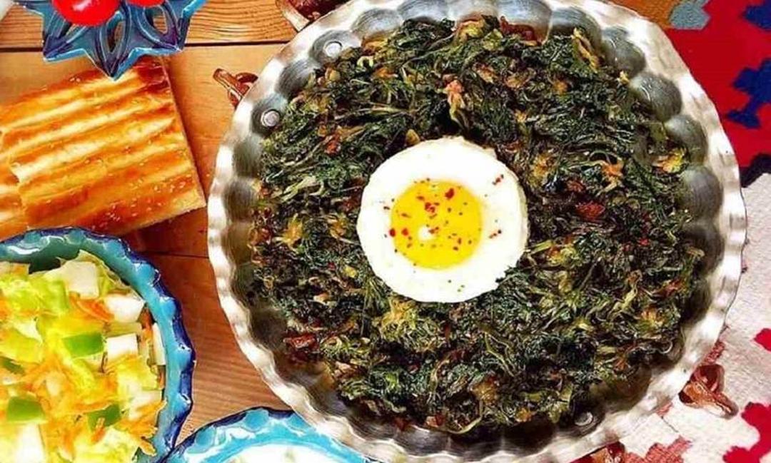 سیرابیج گیلانی و سالاد؛ منبع عکس: وب سایت Snapp.market. عکاس: نامشخص