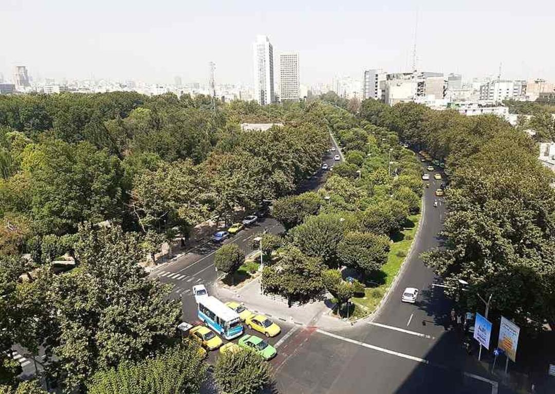عکس هوایی از بلوار کشاورز؛ منبع عکس: وب سایت Wikimedia.org. عکاس: Standardwhale