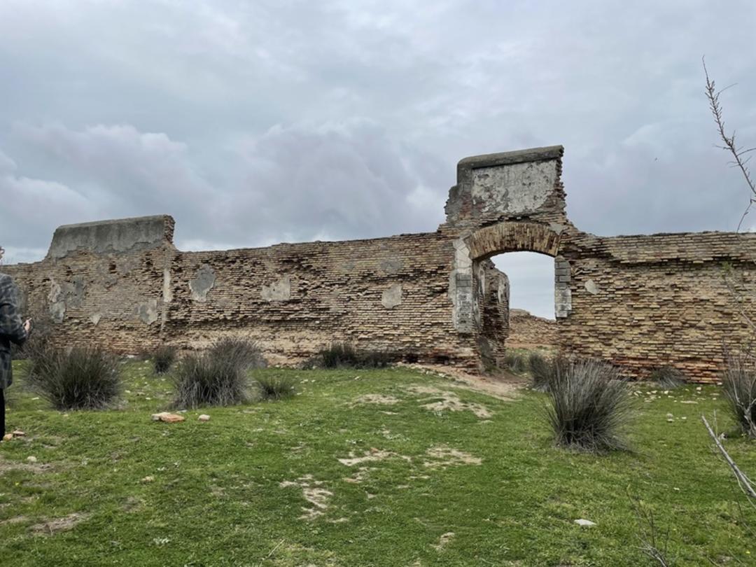 بنای تاریخی اشوراده