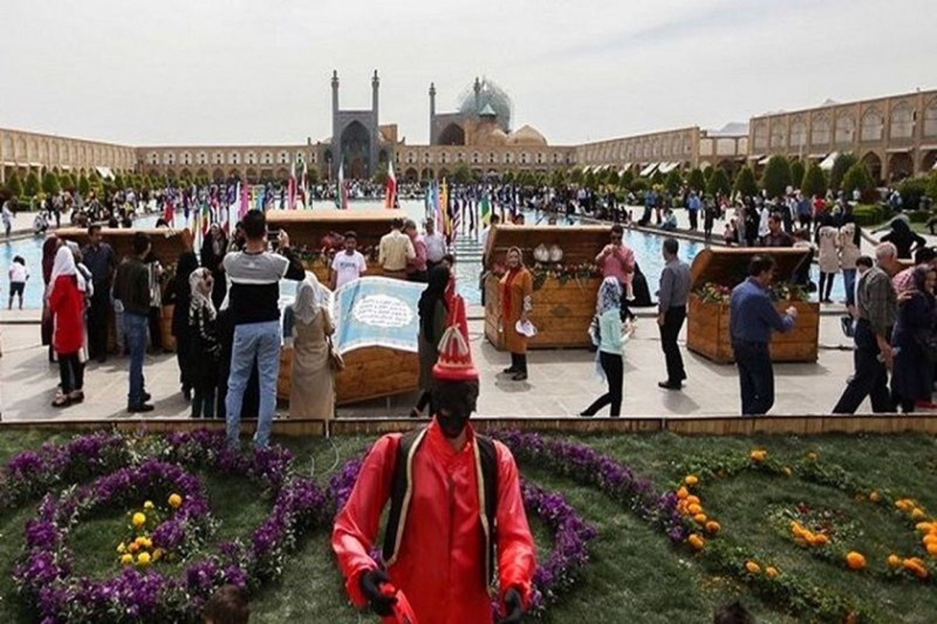 عید نوروز در نقش جهان اصفهان؛ منبع عکس: خبرگزاری موج، عکاس: نامشخص
