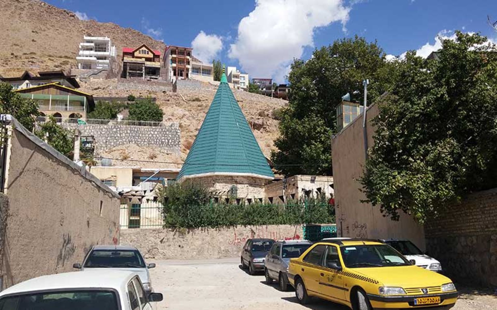 امامزاده عبداله در آینه ورزان، منبع عکس: گوگل مپ، عکاس: مهدی مختاری