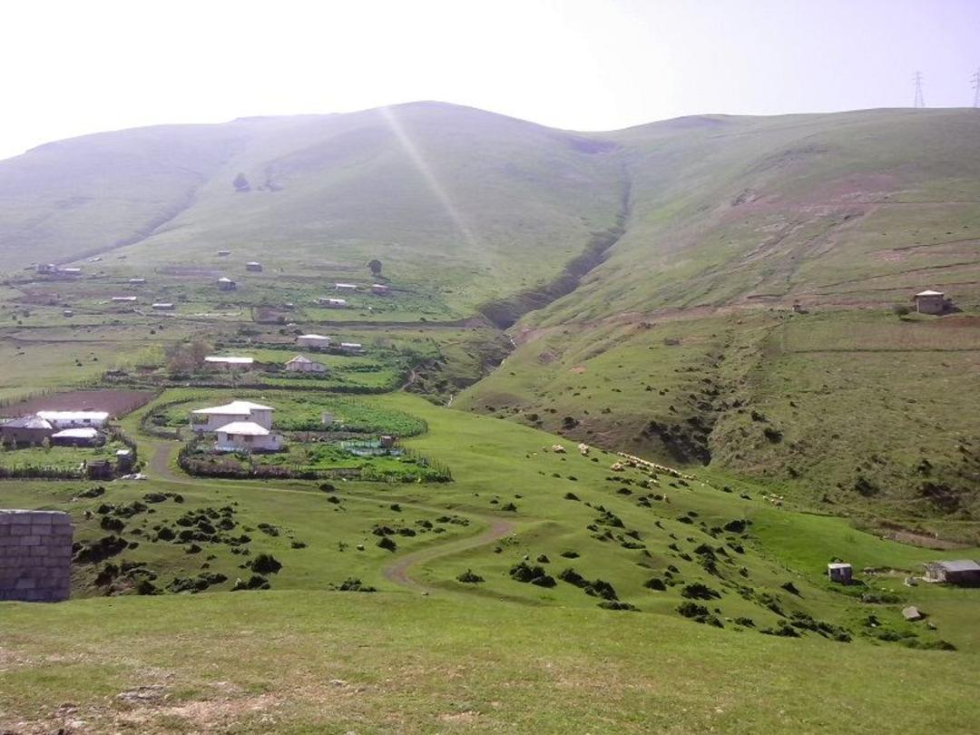 منظره روستای زندانه؛ منبع عکس: گوگل مپ. عکاس: Khosro Yazdani